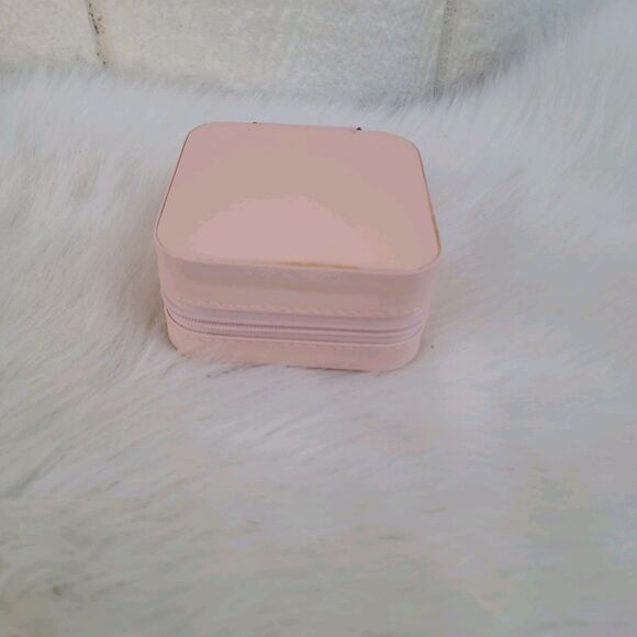 PU Leather Small Jewelry Box Portable Travel Jewellery Storage Case US - Picture 2 of 2